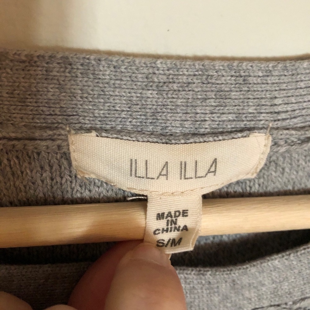 Sweater - Picture 3 of 3